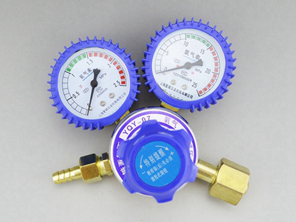 氧气瓶减压器