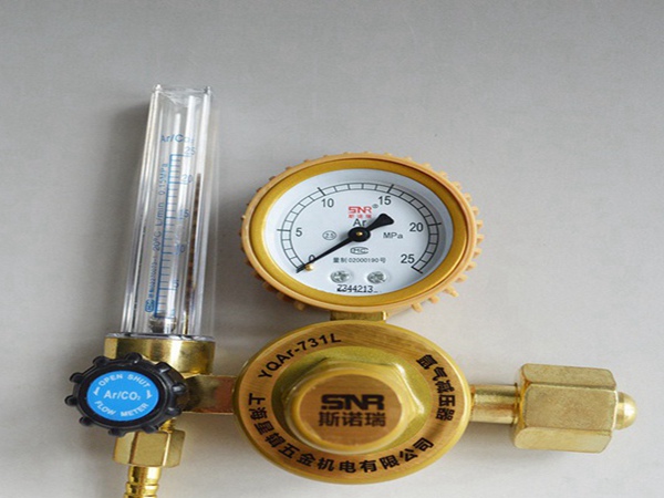 YQAr-731L精品防震氩气减压器