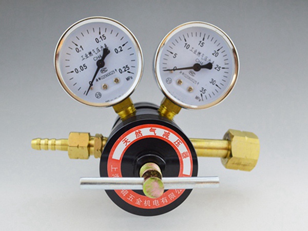 工业瓶装天然气双级式防冻减压器天然气汽车减压阀